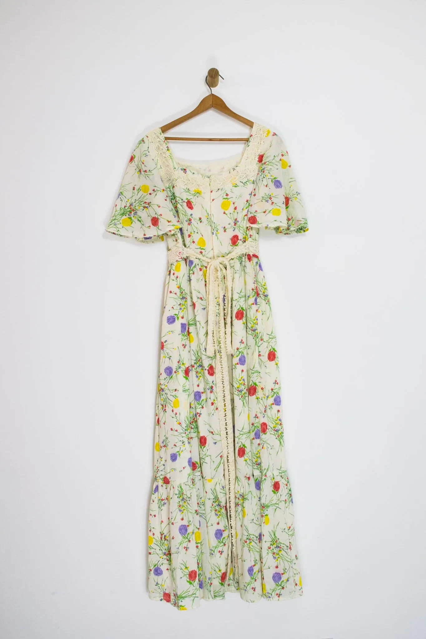 60’s FLORAL AND LACE PRAIRIE MAXI / LARGE