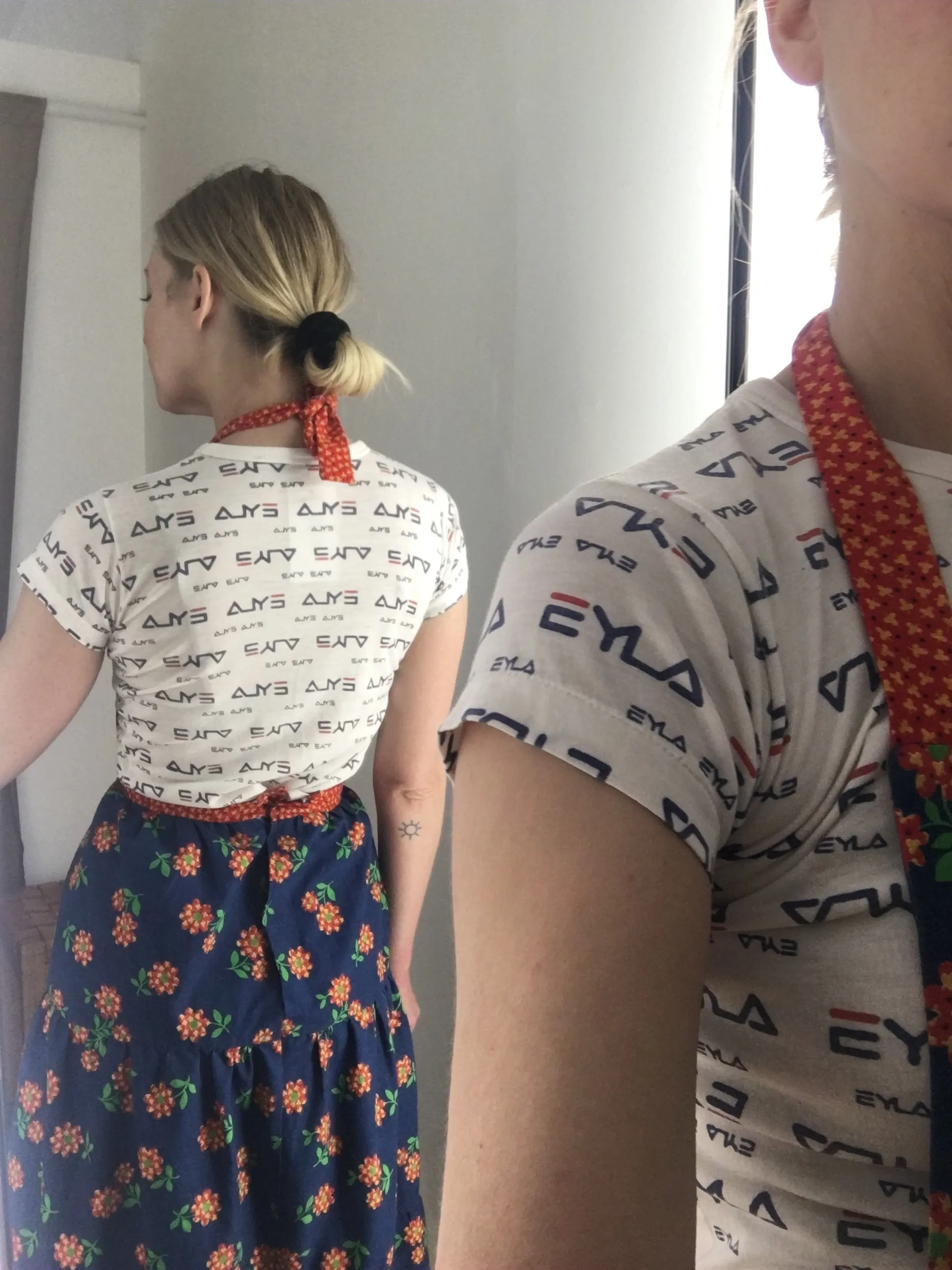 70’s HANDMADE FLORAL JUMPER / SMALL