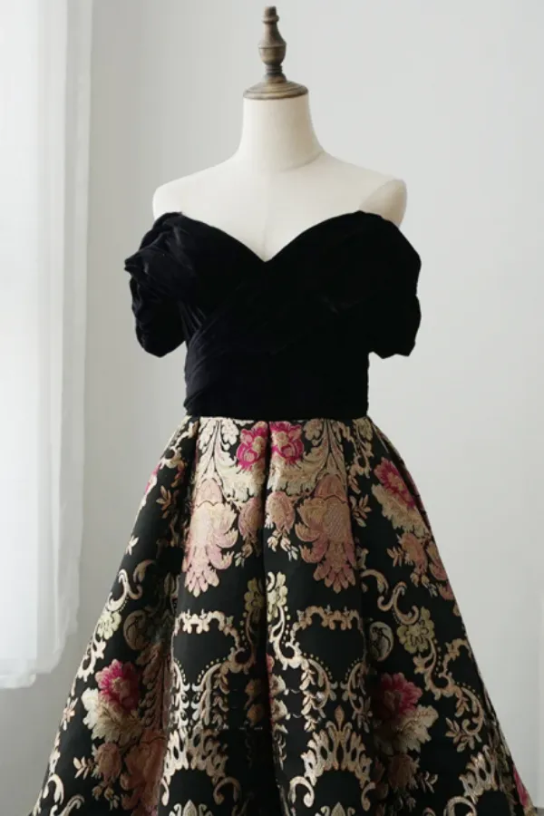 A Line Sweetheart Neck Satin Black Long Prom Dress, Black Formal Dress APP0869