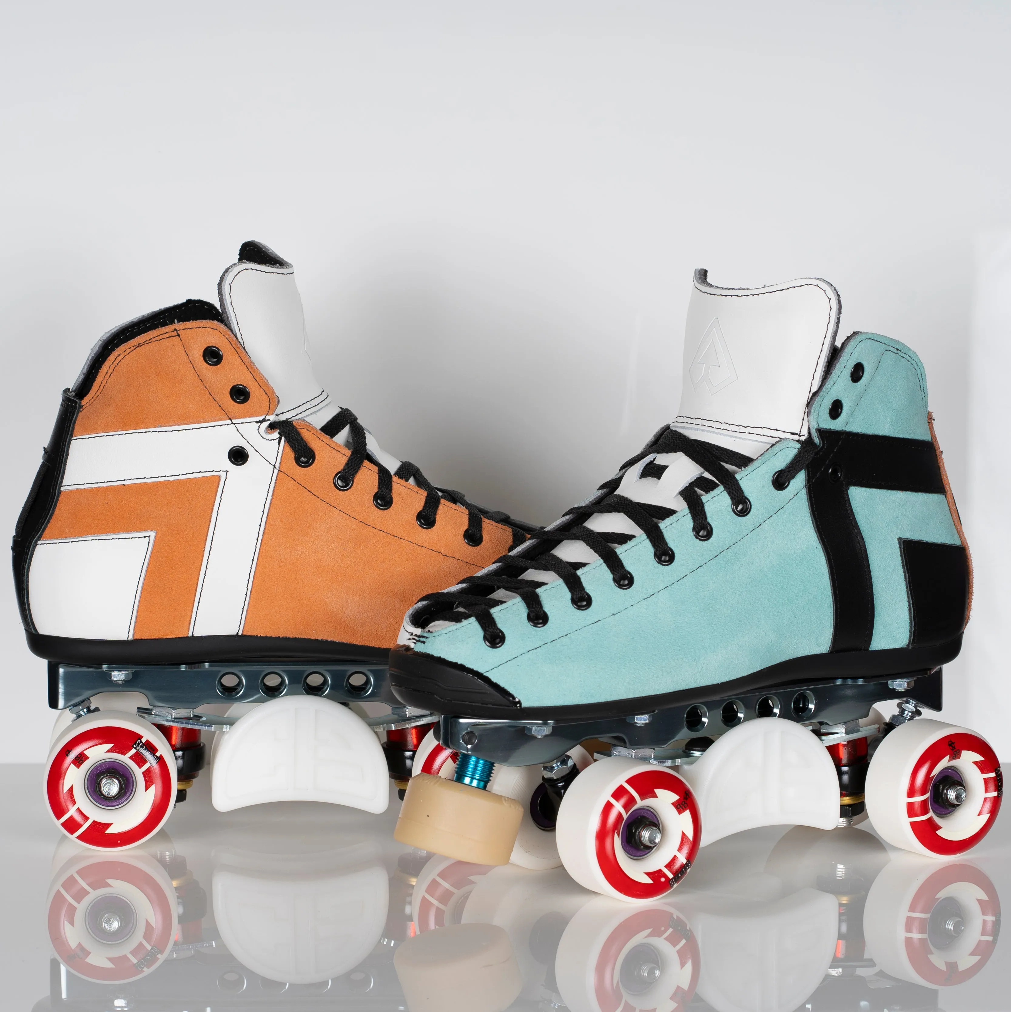Antik Ar2 Derby Skate with Color Lab