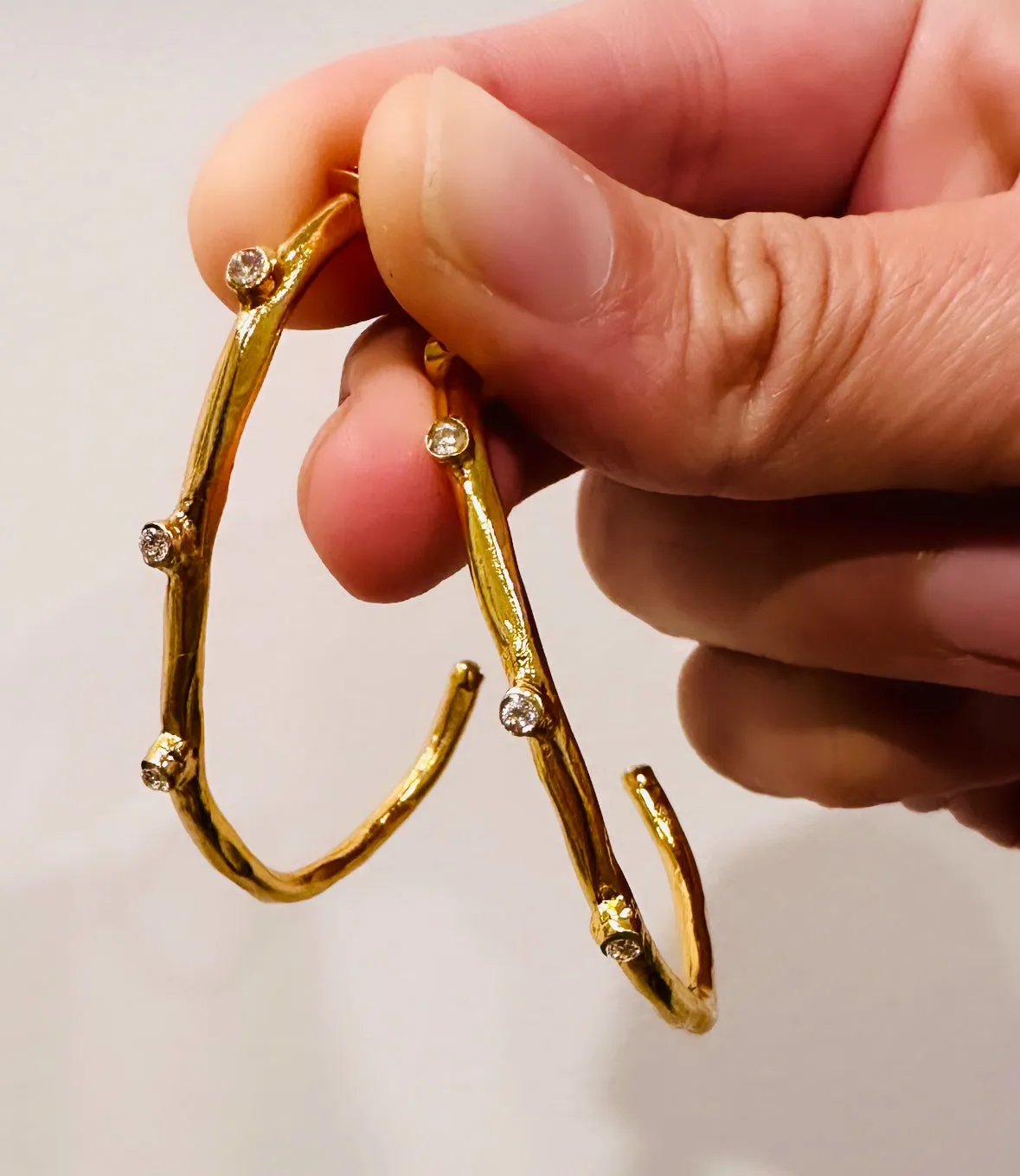 Aynur Hoop Earrings