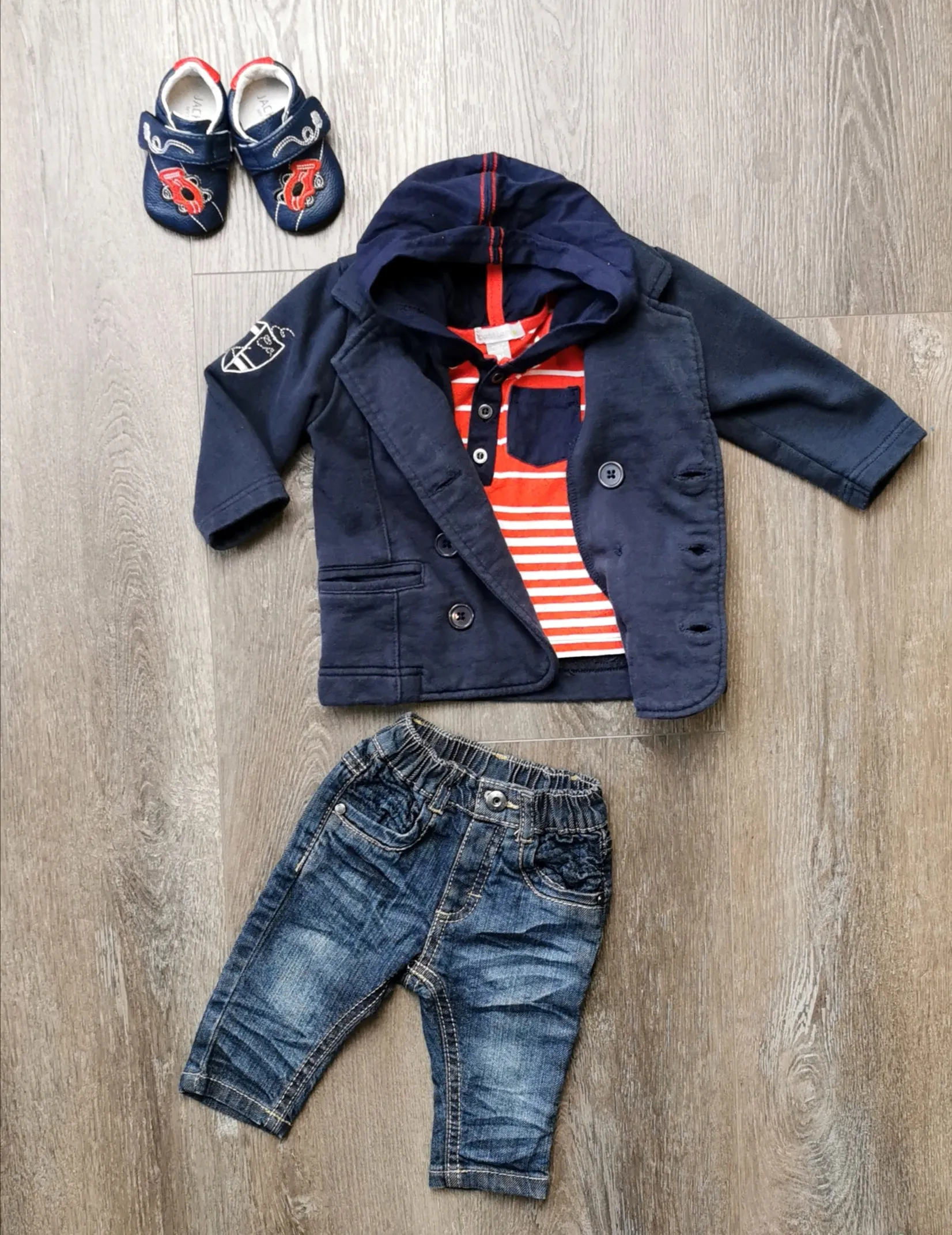 BABY BOY SIZE 6 MONTHS - PETIT LEM, Designer Fashion, Navy Blue Soft Blazer Jacket GUC B30