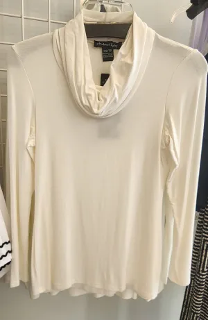 Basic Turtleneck Top