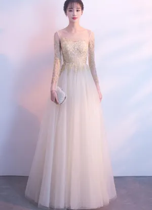 Beautiful Light Champagne Long Sleeves with Gold Applique, Charming Formal Gowns 2019