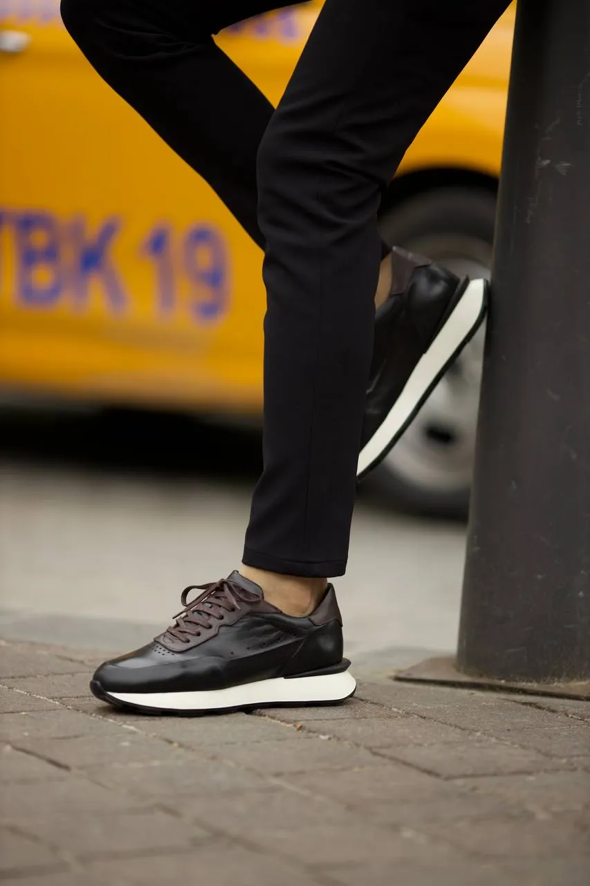 Black Casual Leather Runners