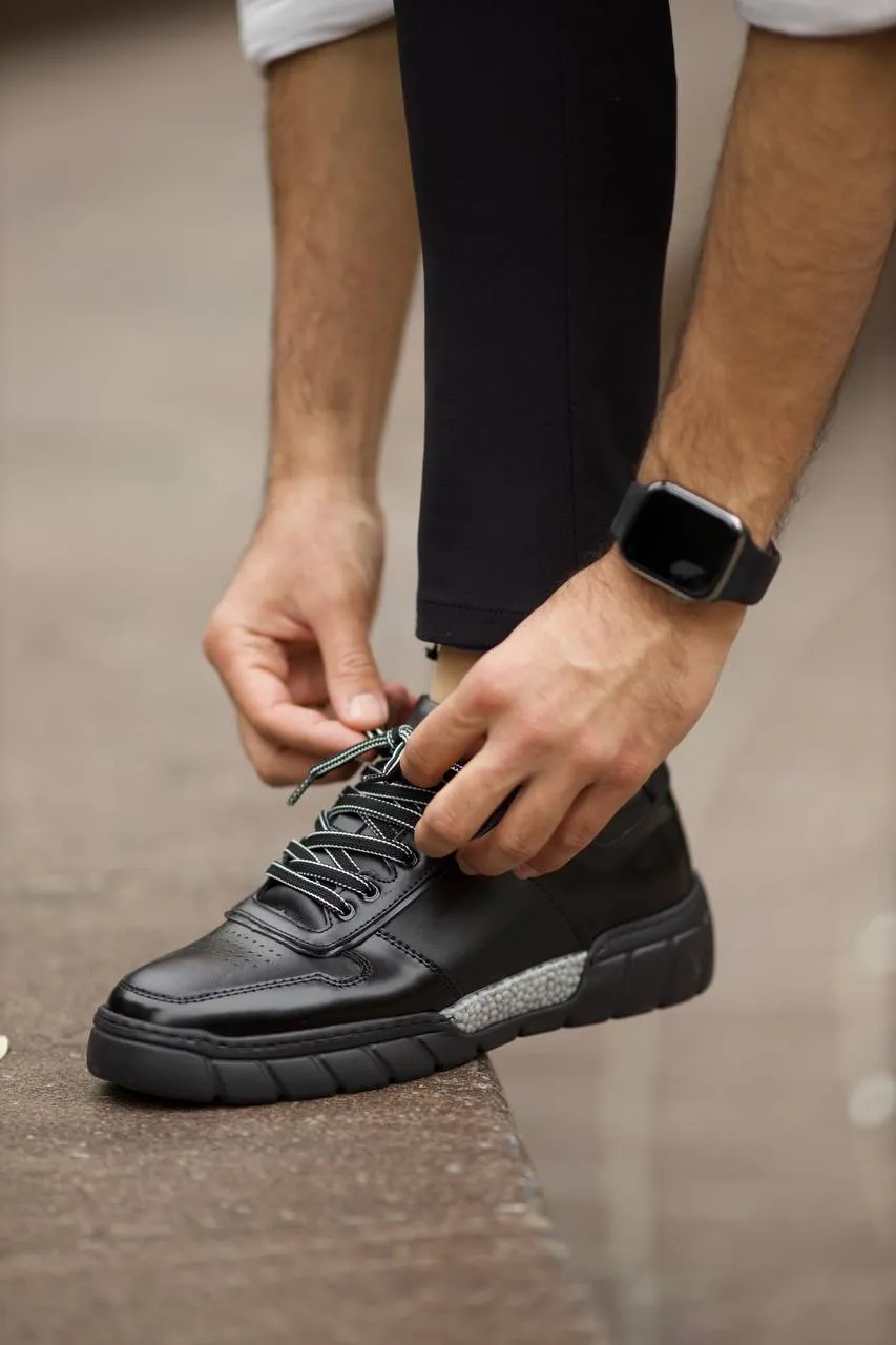 Black Men's Leather Sneakers