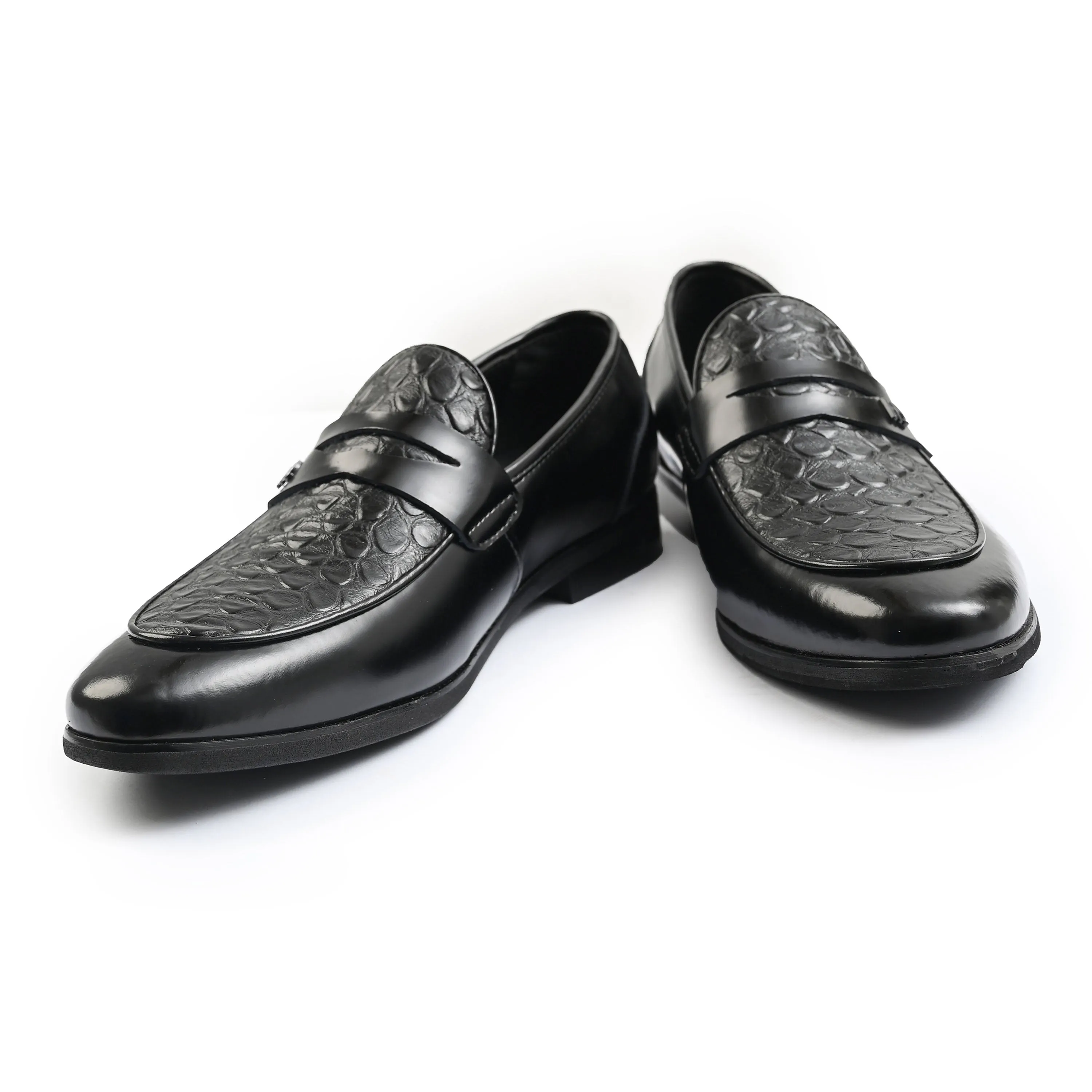BLACK TEXTURED VAMP SHOES