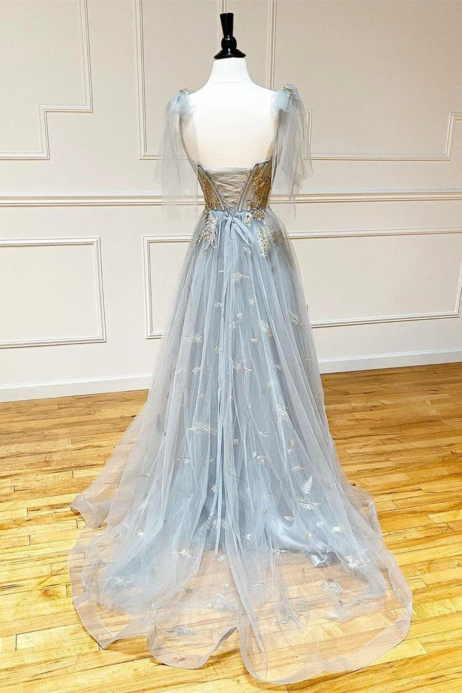 Charming Grey Tulle Appliques Long Prom dress Formal Dress With Lace Up TP1115