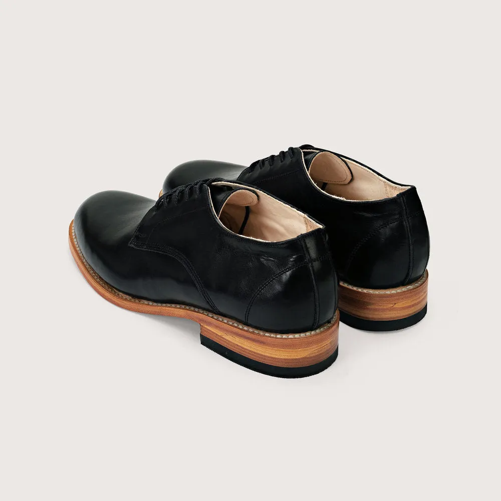 Derby Black