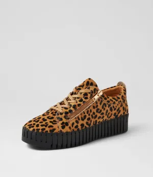 Django and Juliette Bump in leopard