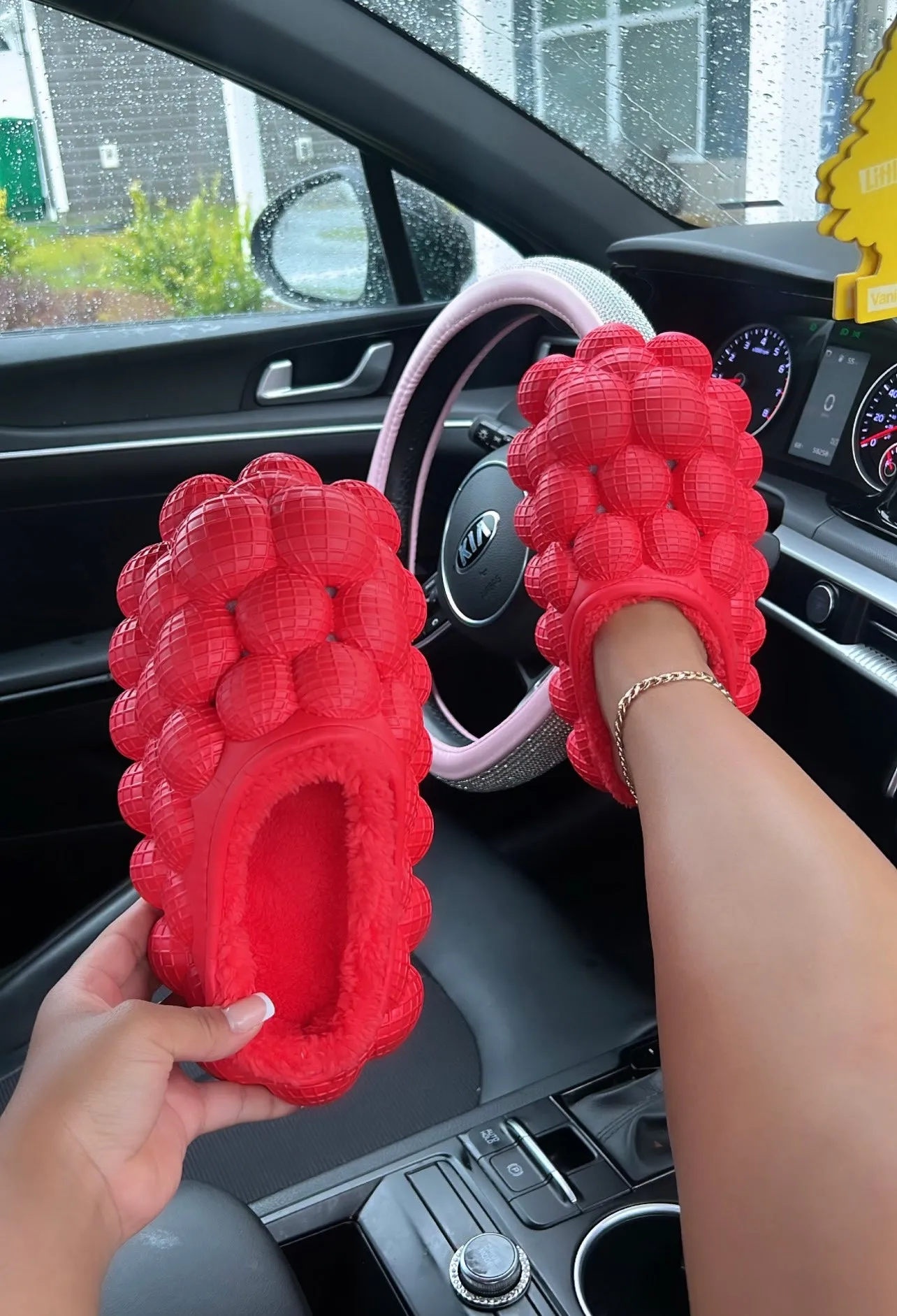 fur bubble shoes