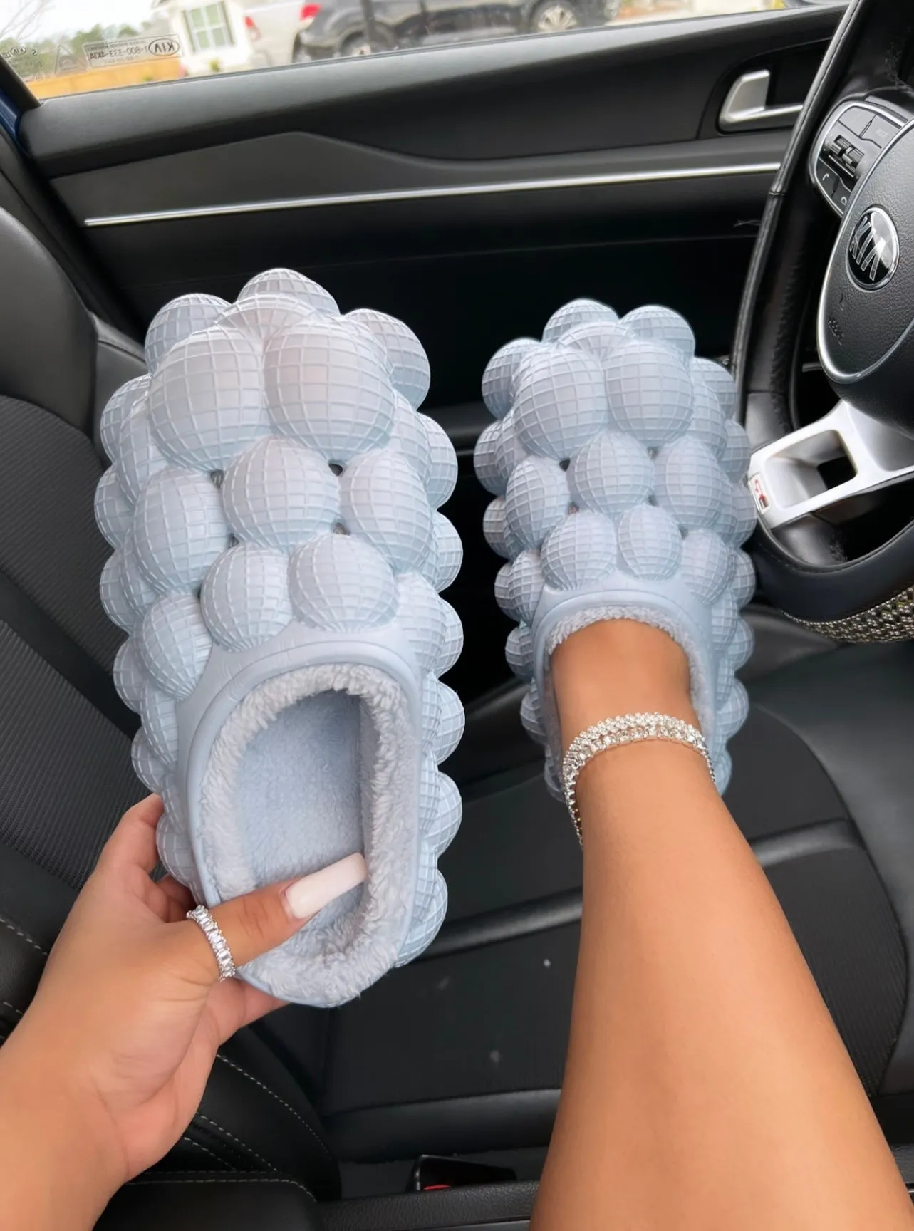 fur bubble shoes