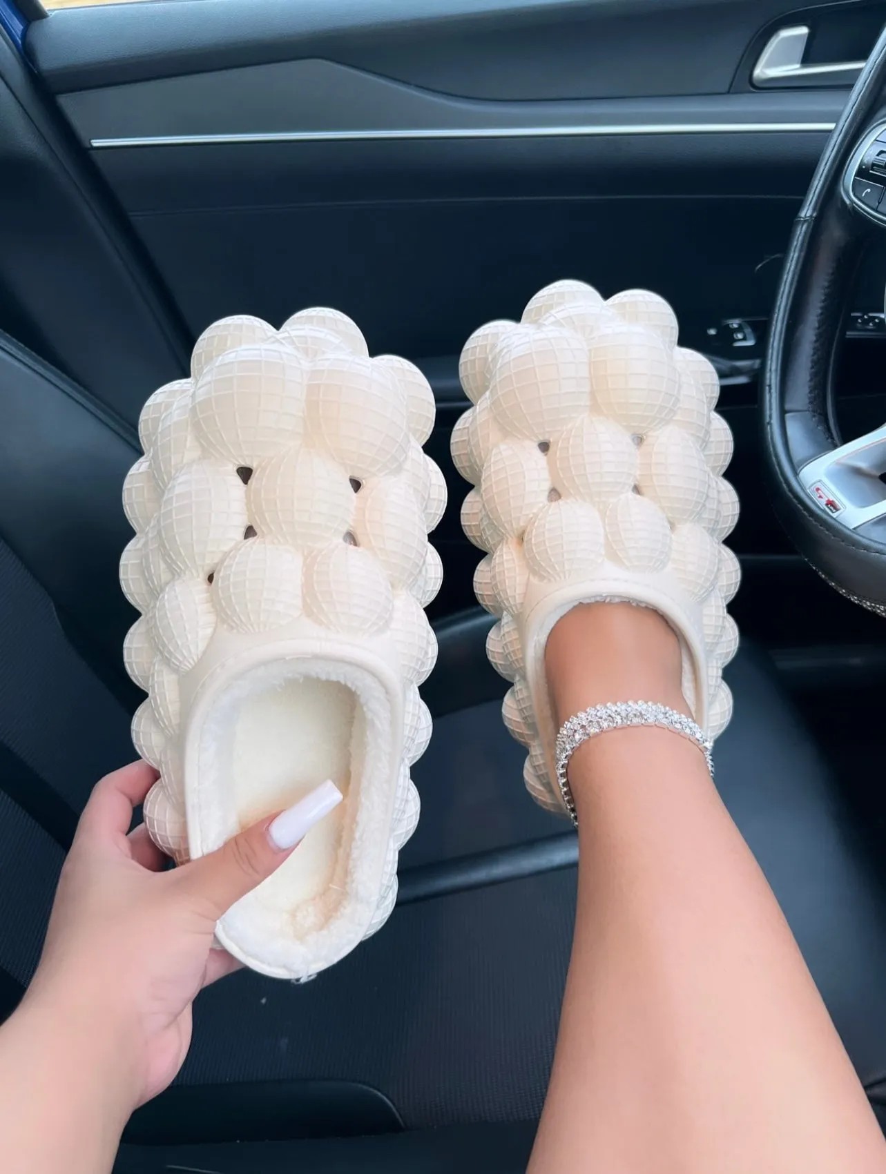 fur bubble shoes