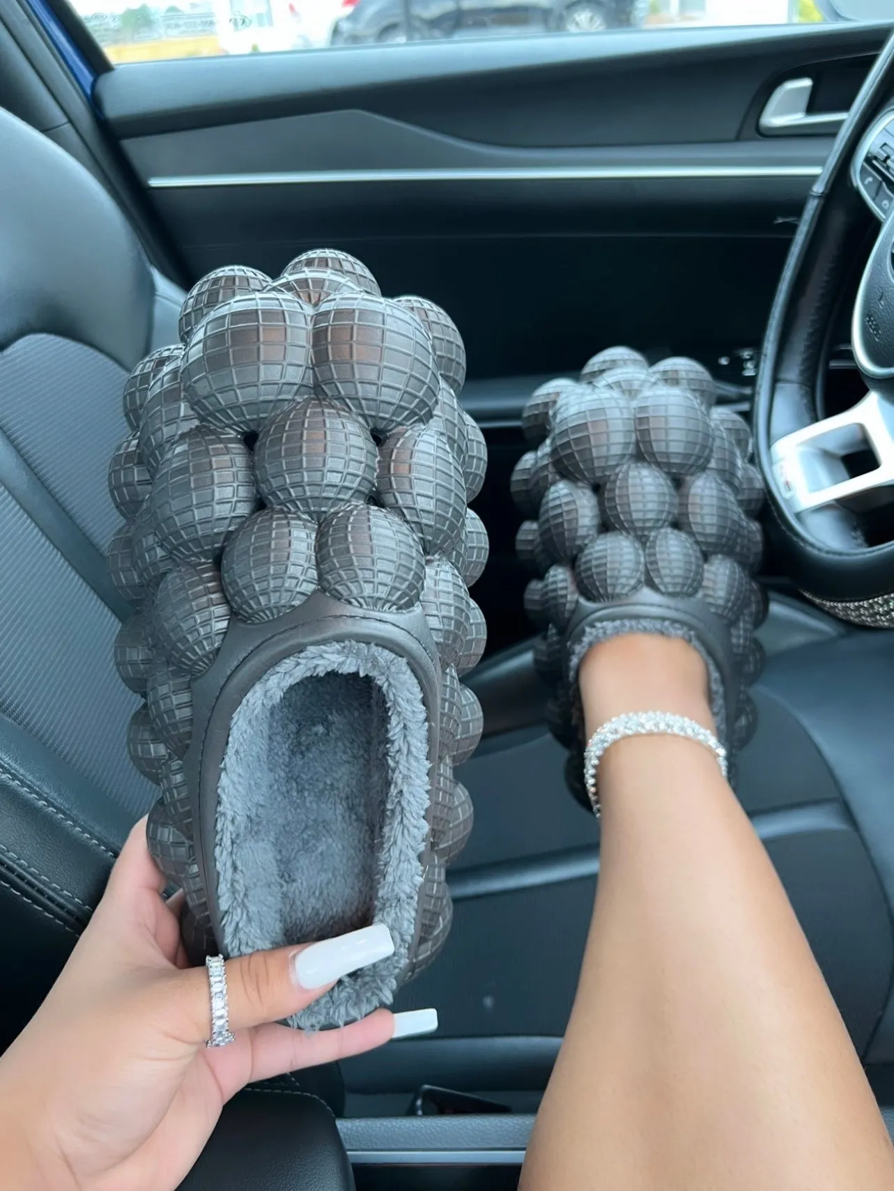 fur bubble shoes