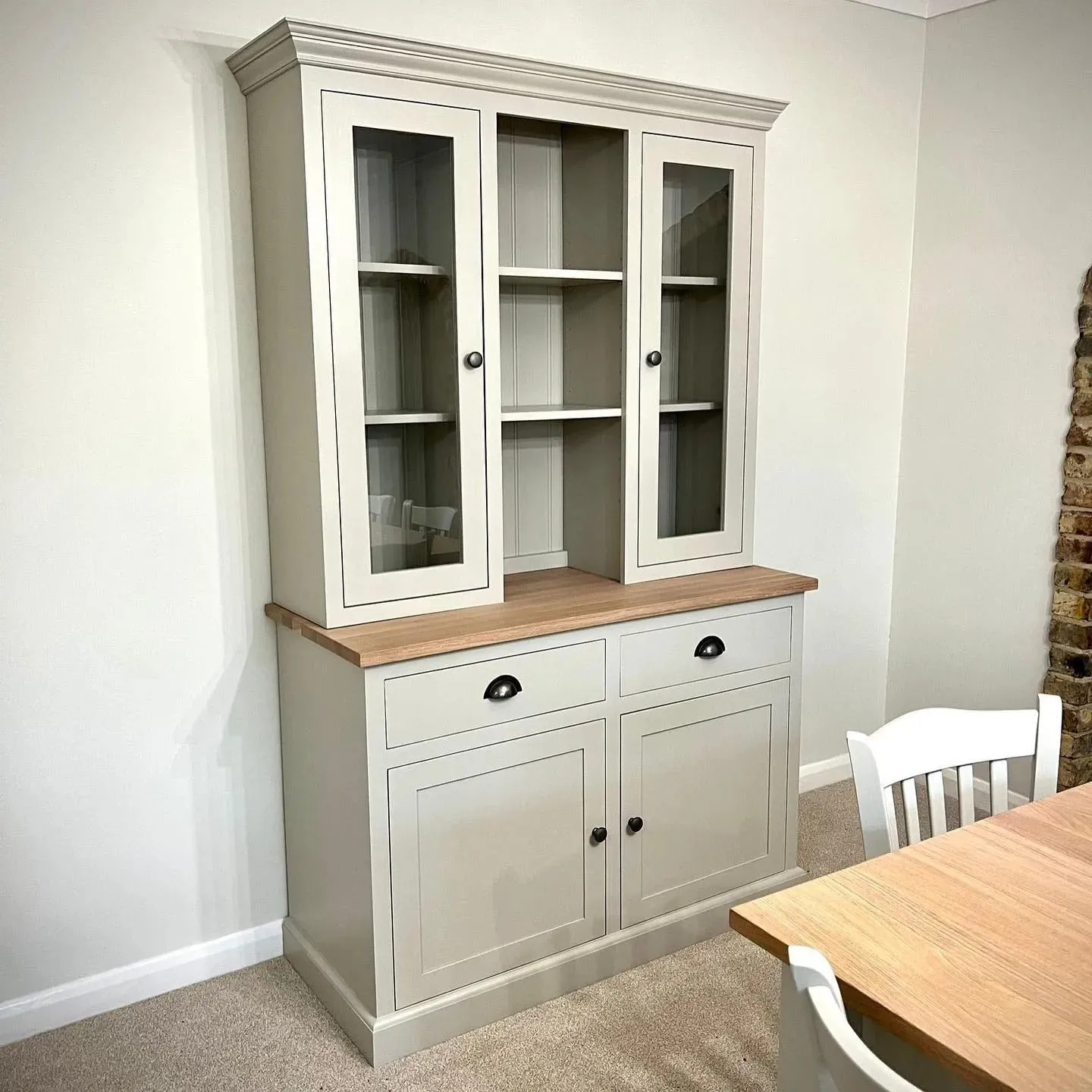 Grand Oxford Glazed Dresser