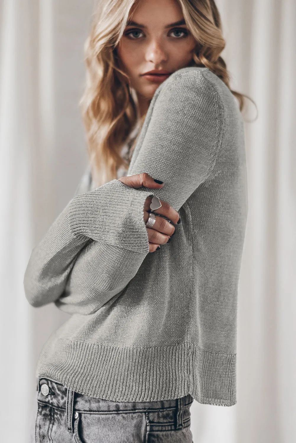 Gray Solid Color Thumbhole Sleeve Ribbed Edge Sweater