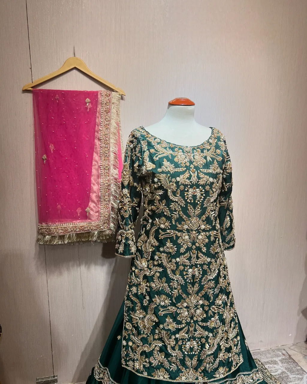 Green Pakistani Bridal Dress in Kameez Lehenga Style