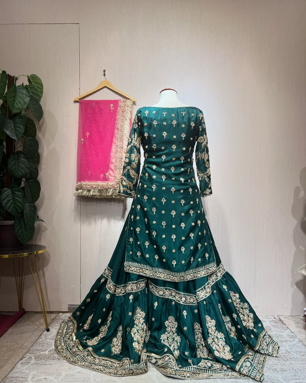 Green Pakistani Bridal Dress in Kameez Lehenga Style