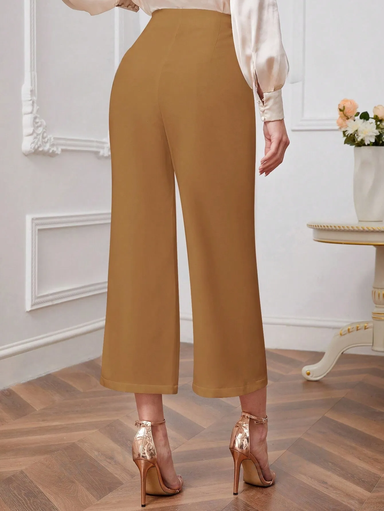 Modely Button Detail Cropped Wide Leg Pants