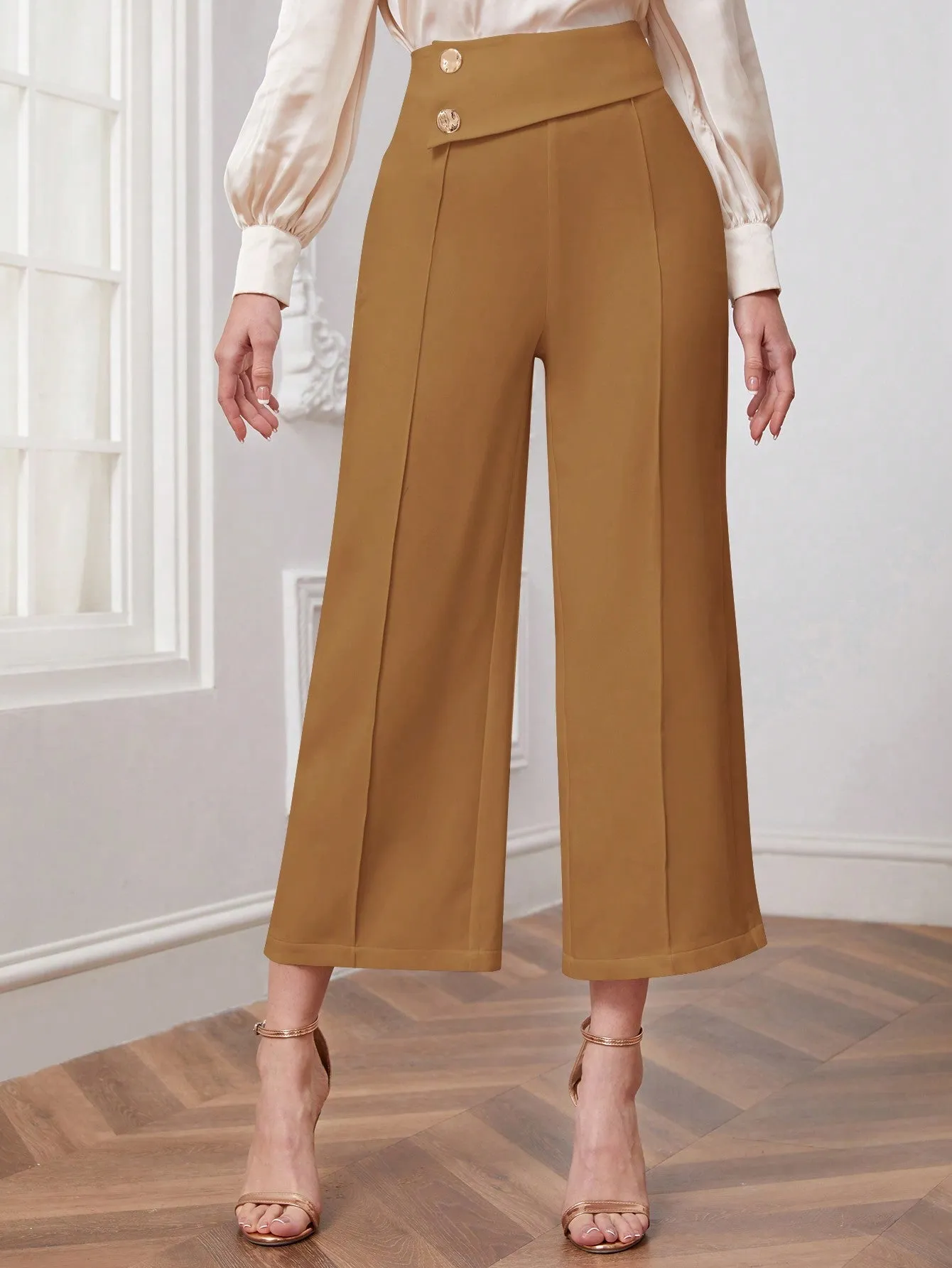 Modely Button Detail Cropped Wide Leg Pants