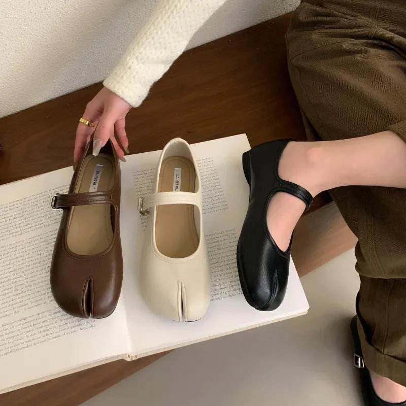 MQTIME  -  2025 Fashion Tabi Ninja Shoes Woman Low Heel Ballet Trotters Split Toe Pumps Ladies Round Heele Mary Janes Shoes Moccasins