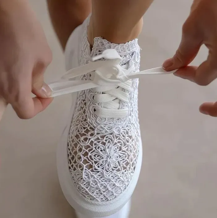NEW Retails $90  Viral Ultra-Breathable Shoes, White, Sz 7