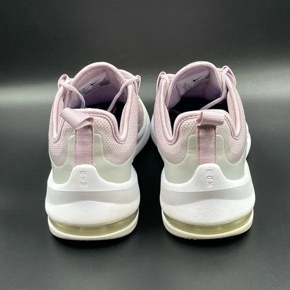 Nike Air Max Axis Women’s Sz 6.5