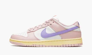 Nike Dunk Low "Pink Oxford"