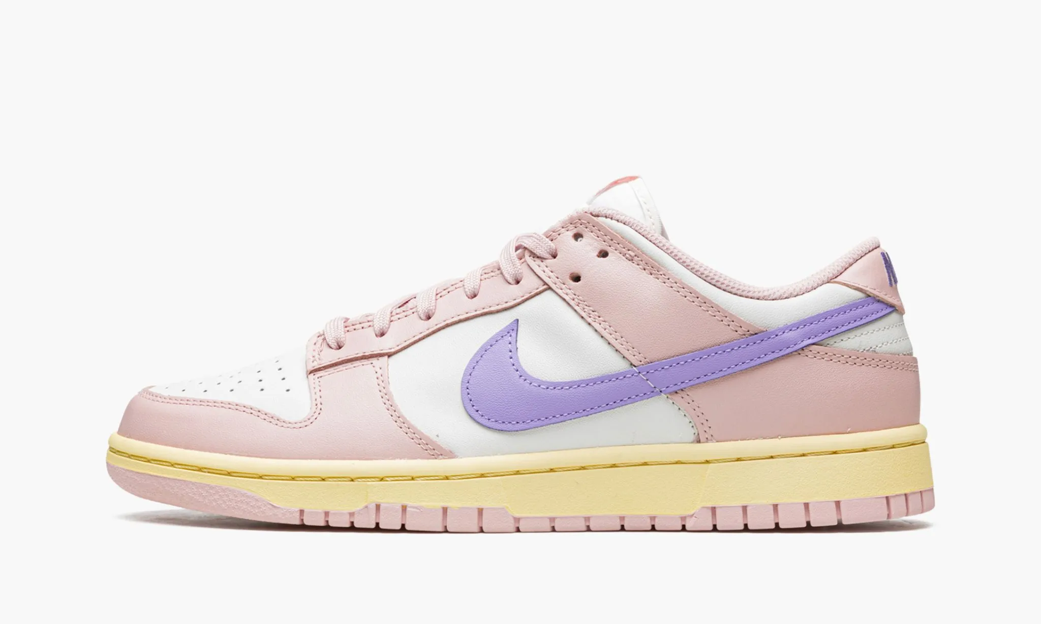 Nike Dunk Low "Pink Oxford"