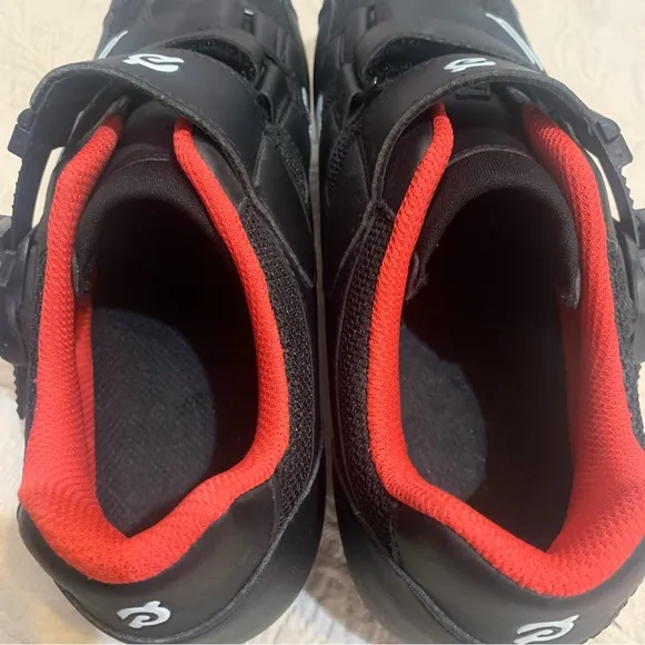 Peloton Black &amp; Red Indoor Cycling Cleat Hook &amp; Loop Unisex Shoes