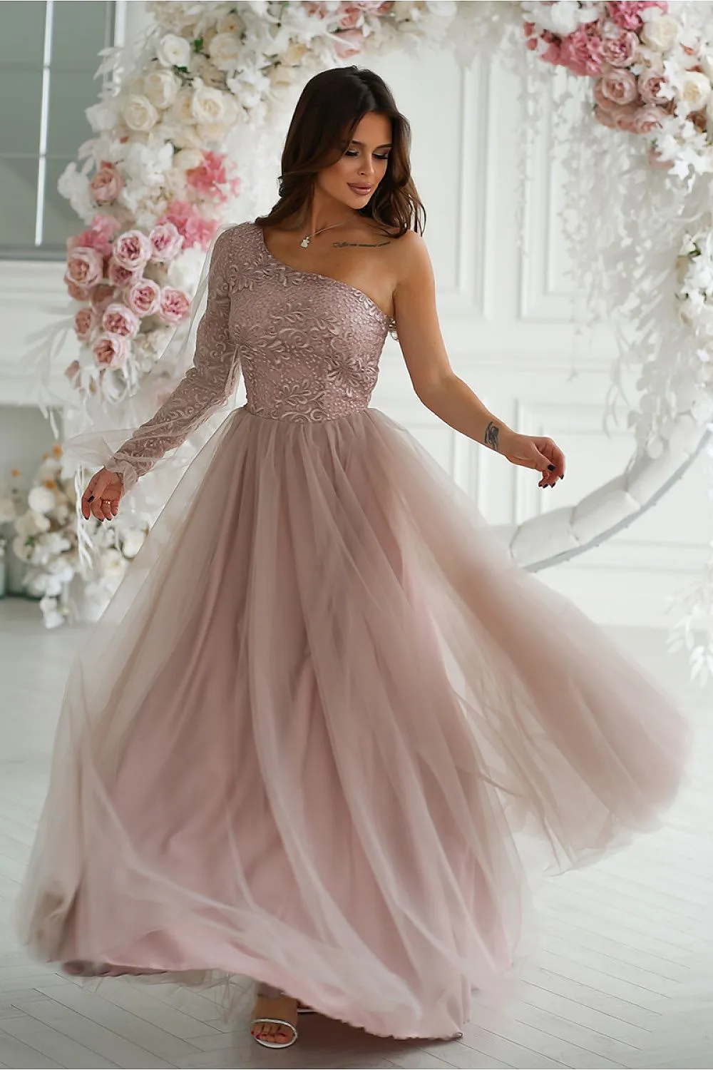 Phenomenal one shoulder evening dress