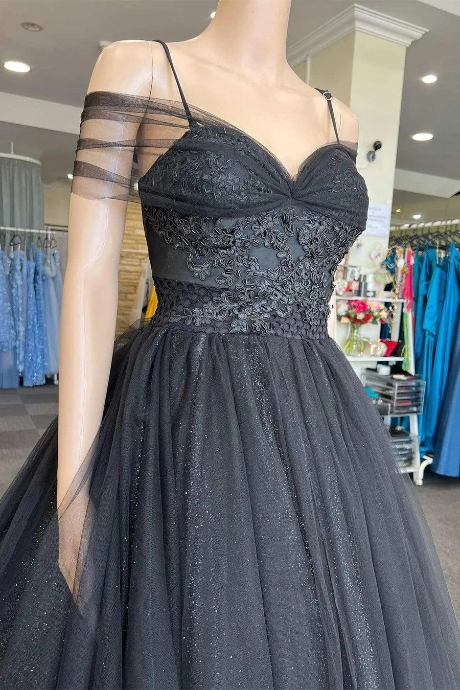 Princess Sweetheart Black Tulle Cold-Shoulder Long Prom Gown PSK378