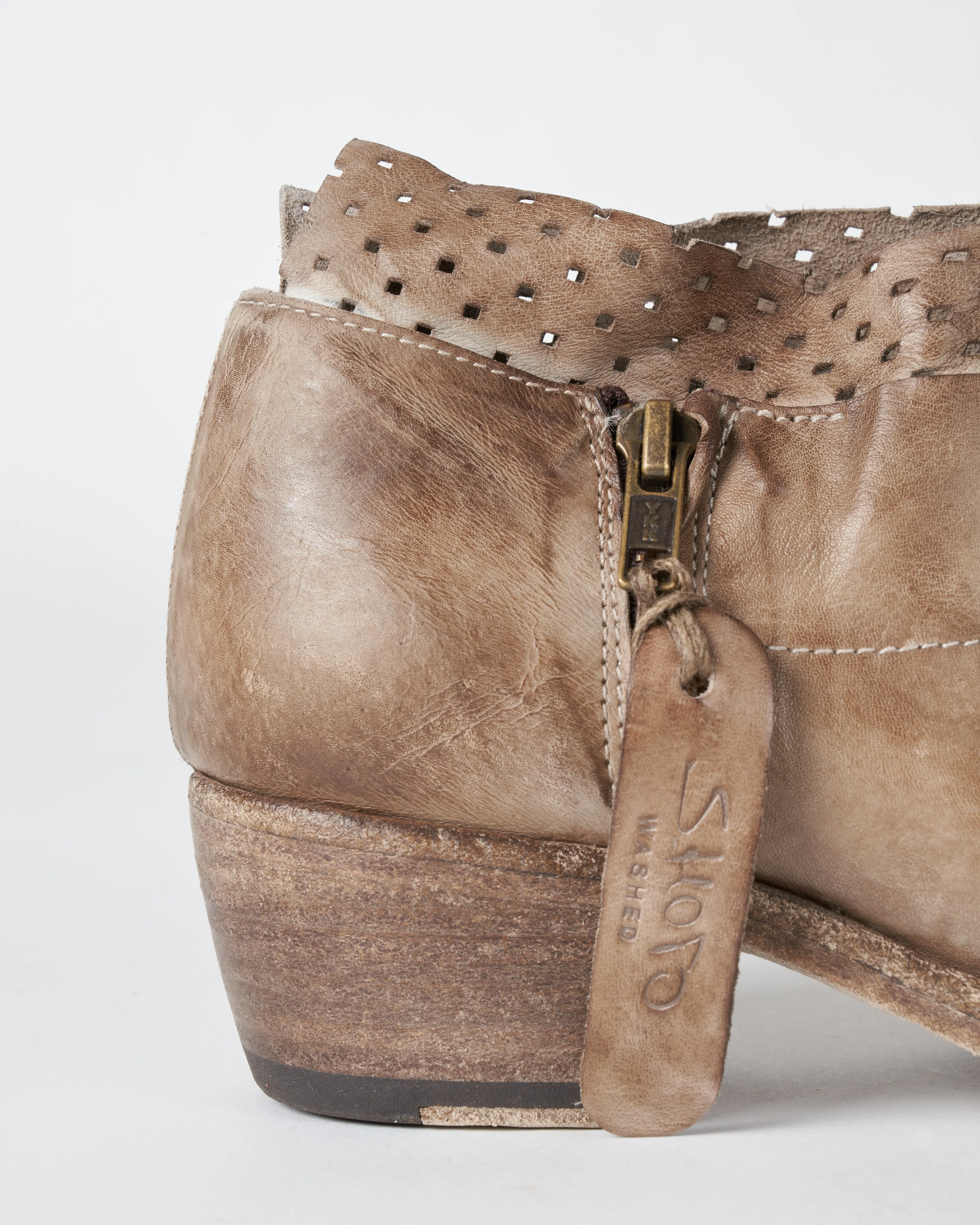 short boot - ecru