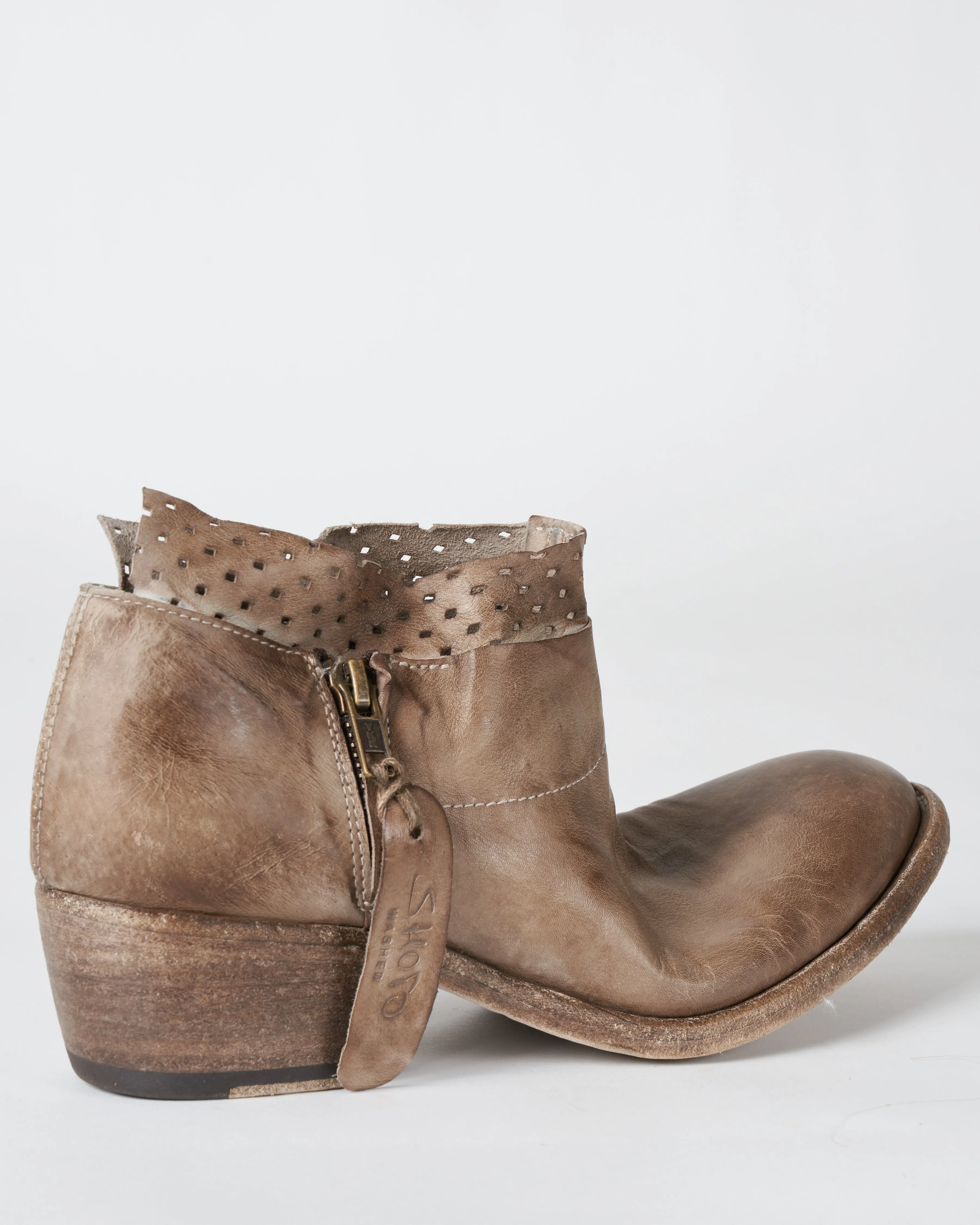 short boot - ecru