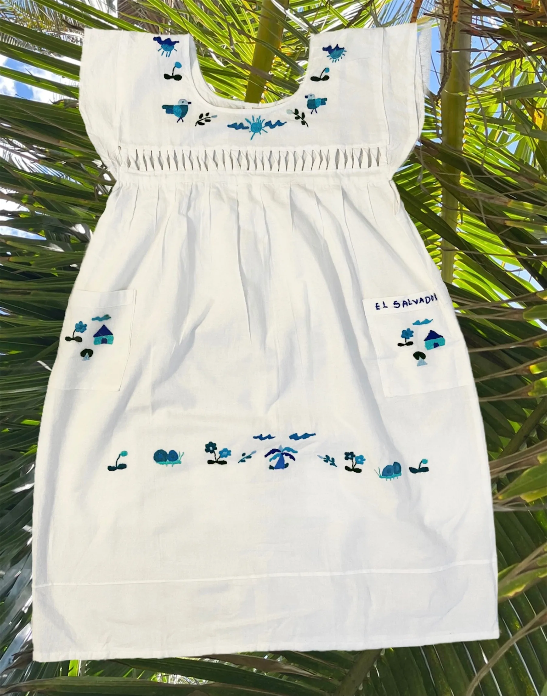 Size 12: 12Y Embroidered Dress Monochrome Blue - Vestidito con bordado tonos azul