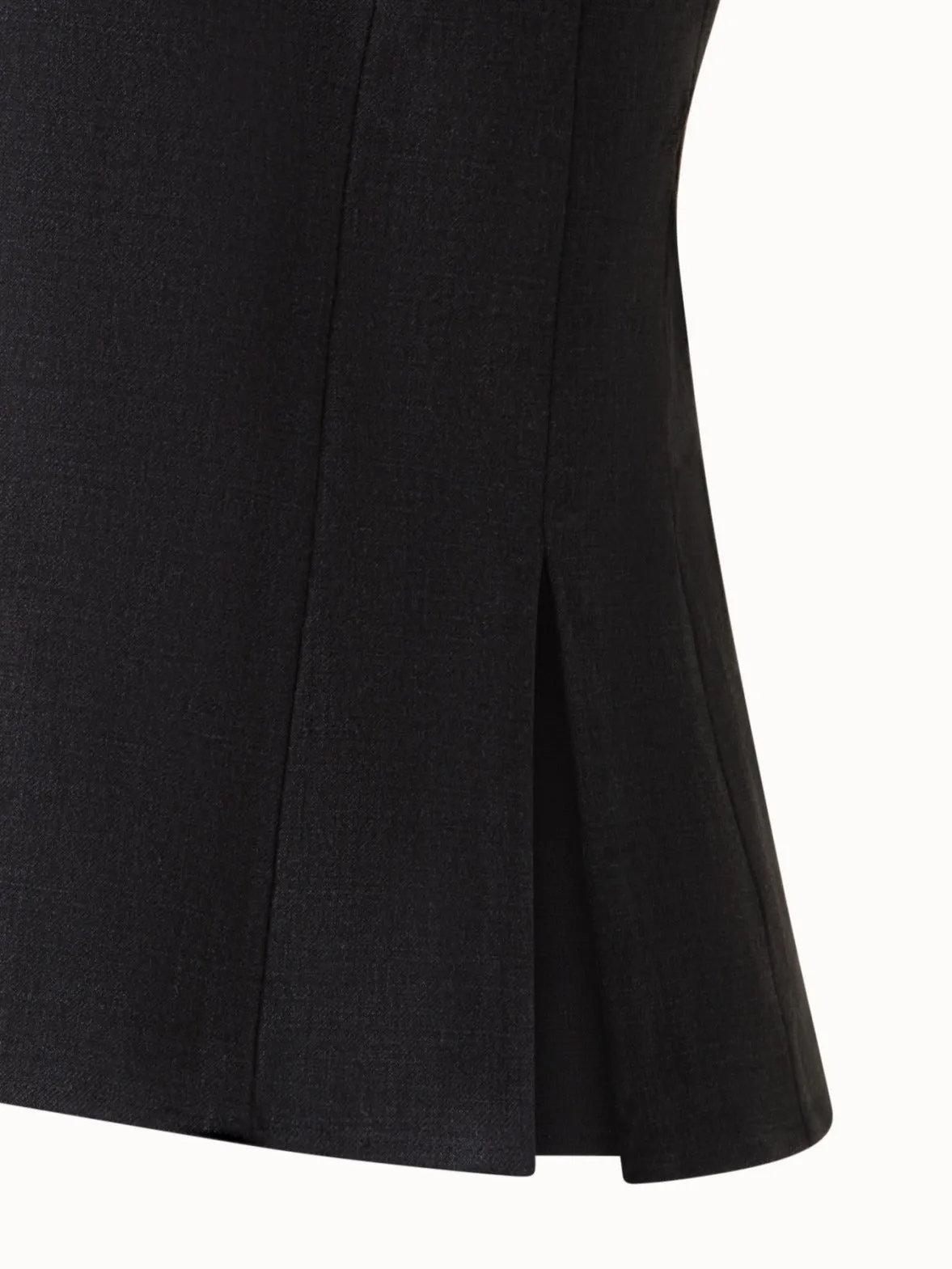 Sleeveless Tie Neck Blouse in Linen Blend