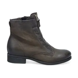 Story Ash Boot