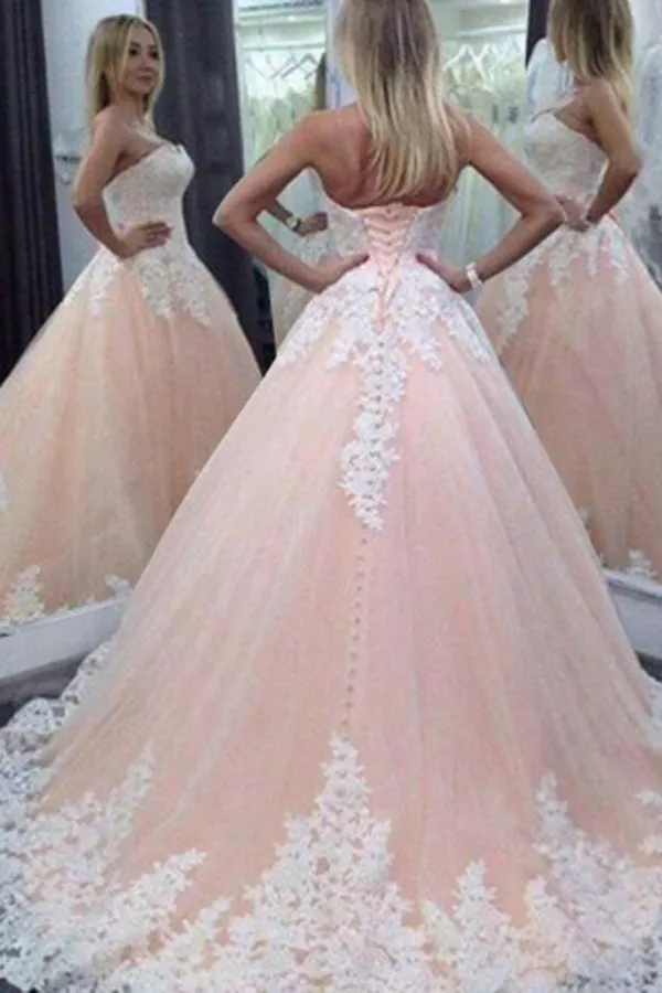 Stunning Floor-Length Sweetheart  Wedding Dress with Appliques, SW117