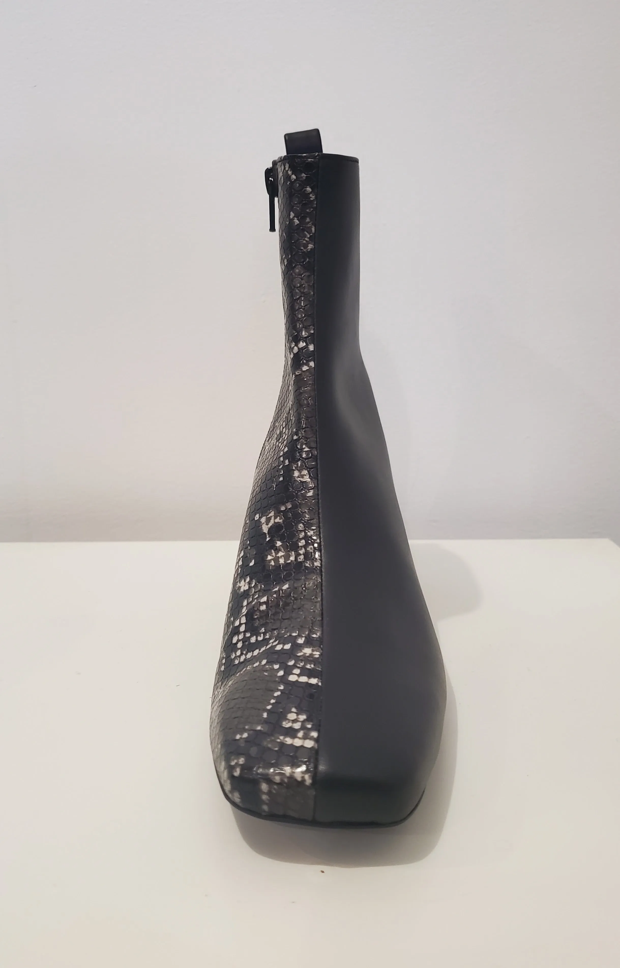 Teo Boot - Black / Grey Snake