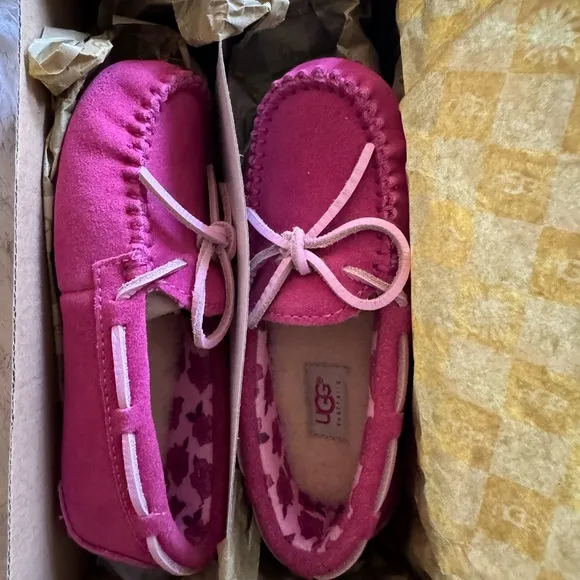 UGG K Ryder Size 10 Kids/Girls Pink New (unused) in Original Box