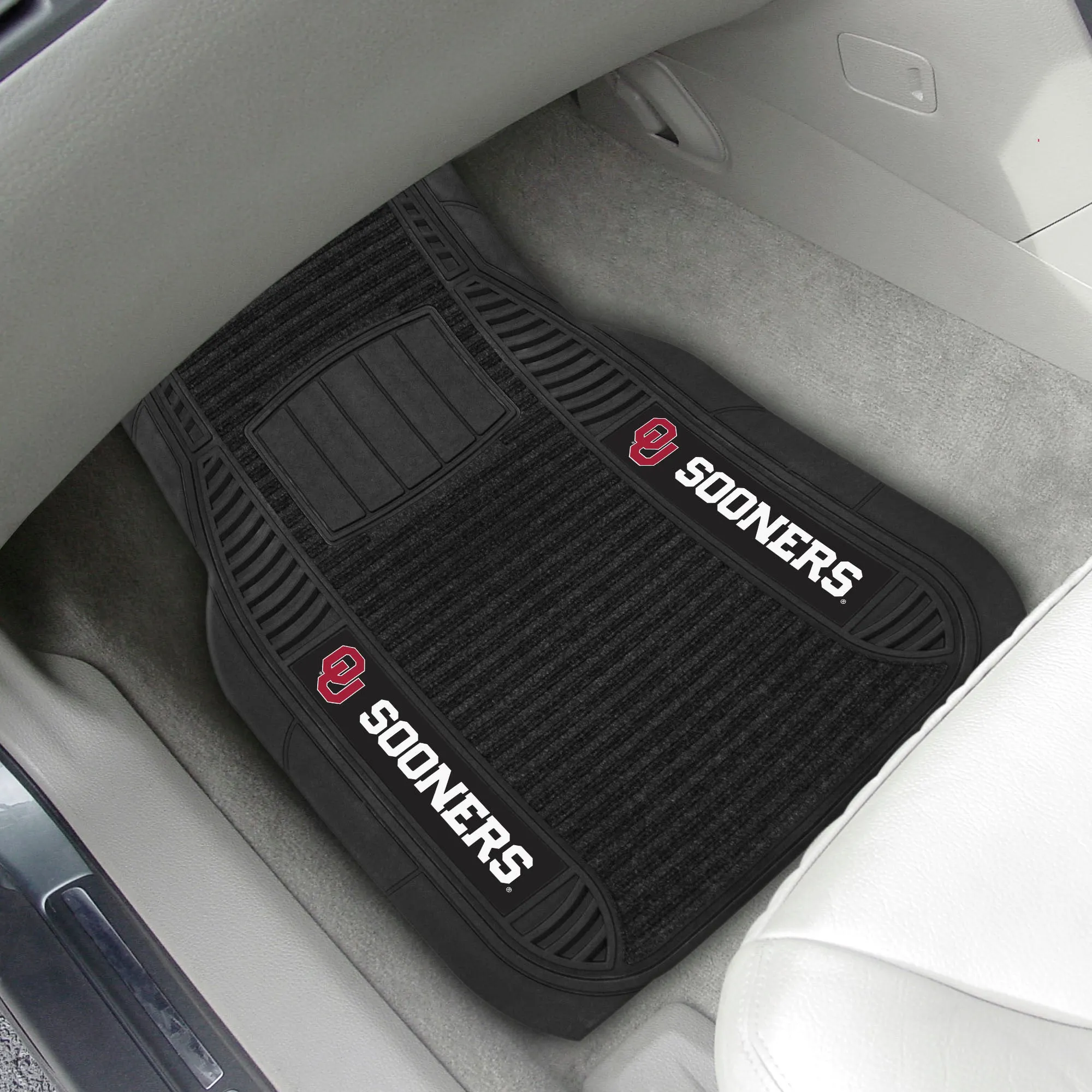 University of Oklahoma 2-pc Deluxe Car Mat Set
