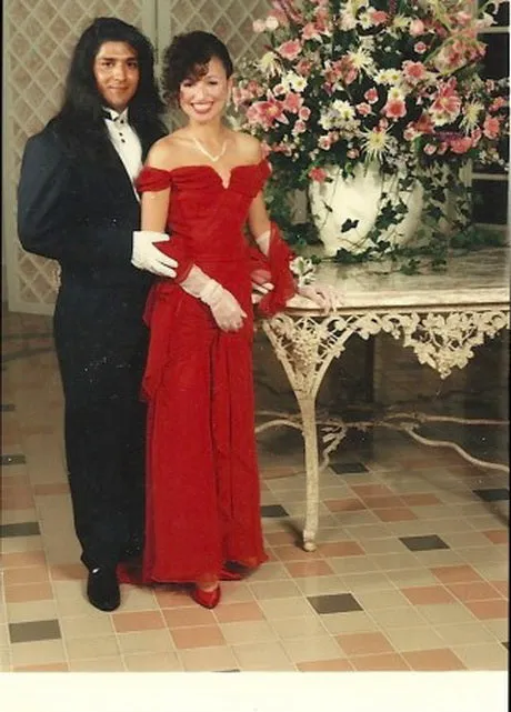 Vivian Ward by Julia Roberts Red Off The Shoulder Gown Prom Dress Vivian Pretty Woman Formal Dress with White Gloves